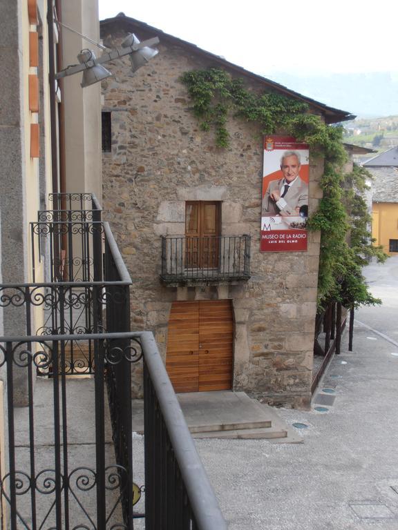 פונפרדה Hostal Virgen De La Encina חדר תמונה